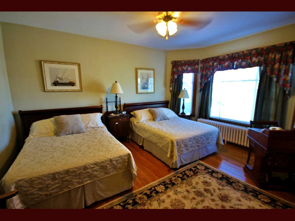 Bed and Breakfast Chateau Sainte-Marie Little Brook Номер фото